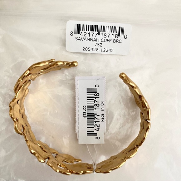 KENDRA SCOTT Savannah Cuff Bracelet in Gold NWT - Picture 12 of 14